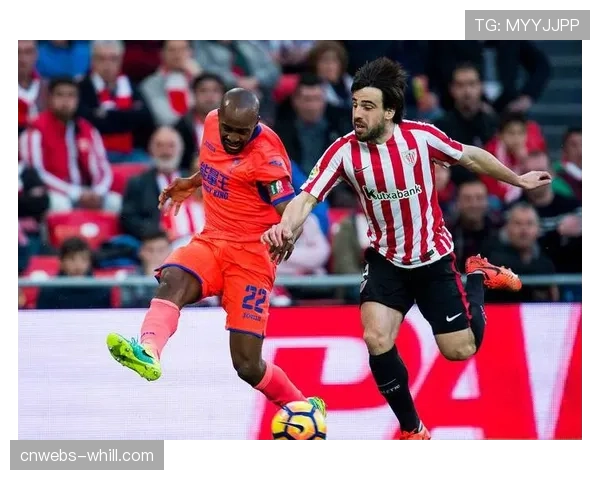 毕尔巴鄂竞技与老将穆尼亚因续约一年，新合同至2027年夏。